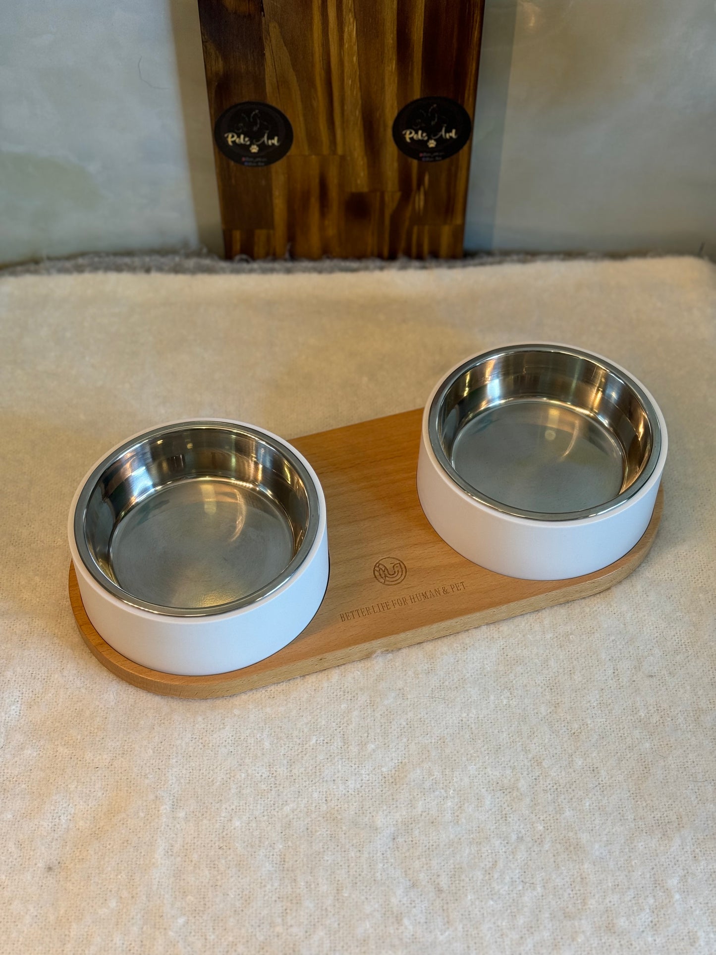 Comedero/Bebedero doble base de madera