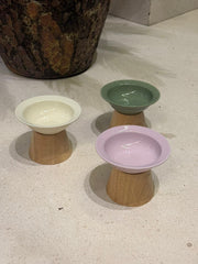 Comedero Alto con Base de Madera y Plato de Cerámica para Gatos y Razas Pequeñas | Pets Art
