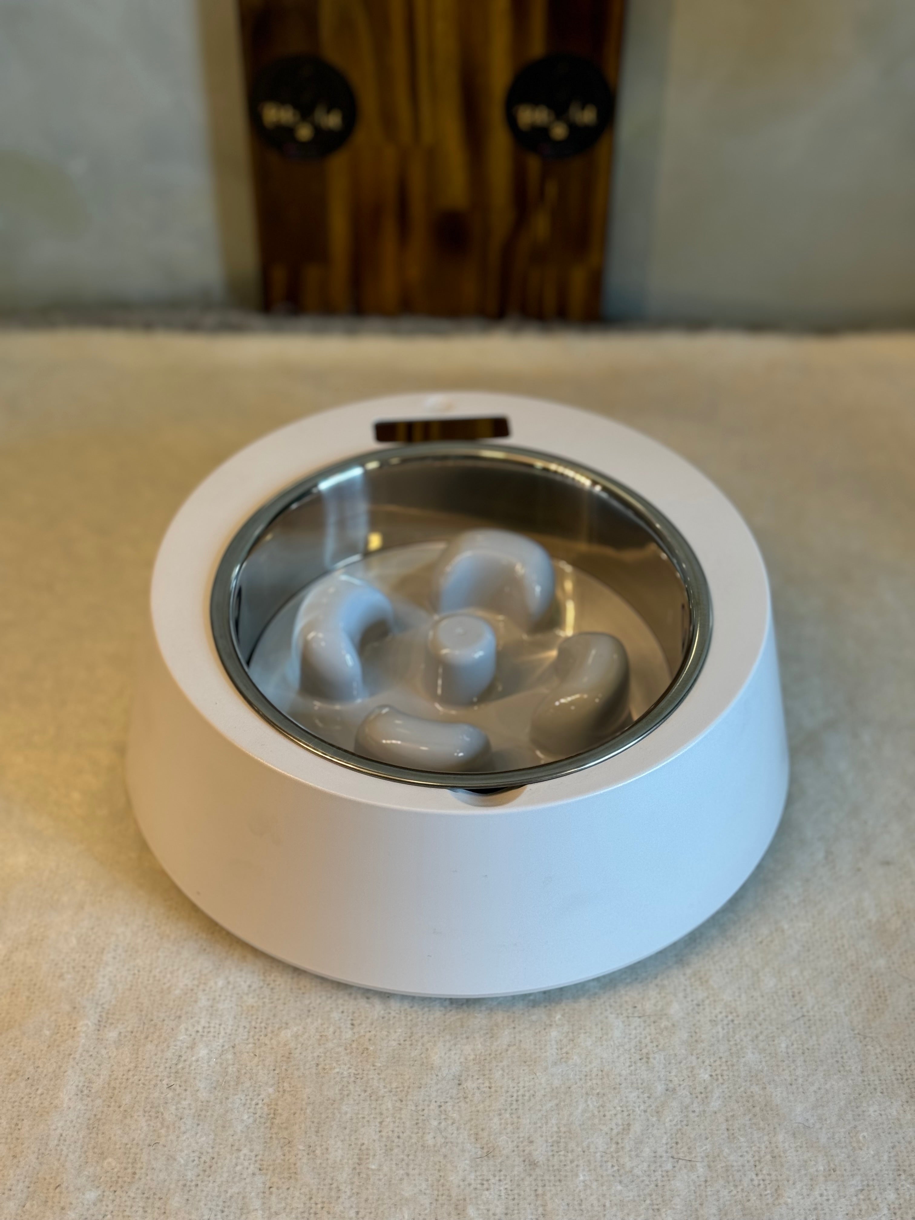 Comedero antirreflujo con Gramera